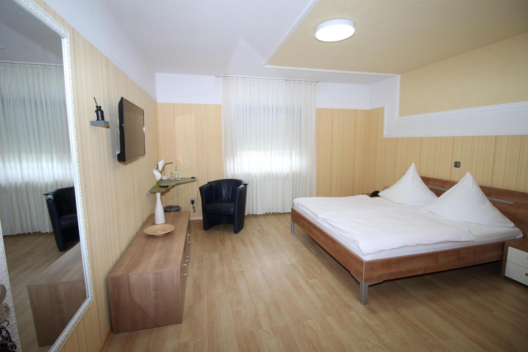 Hotel Geromont Plaidt Экстерьер фото
