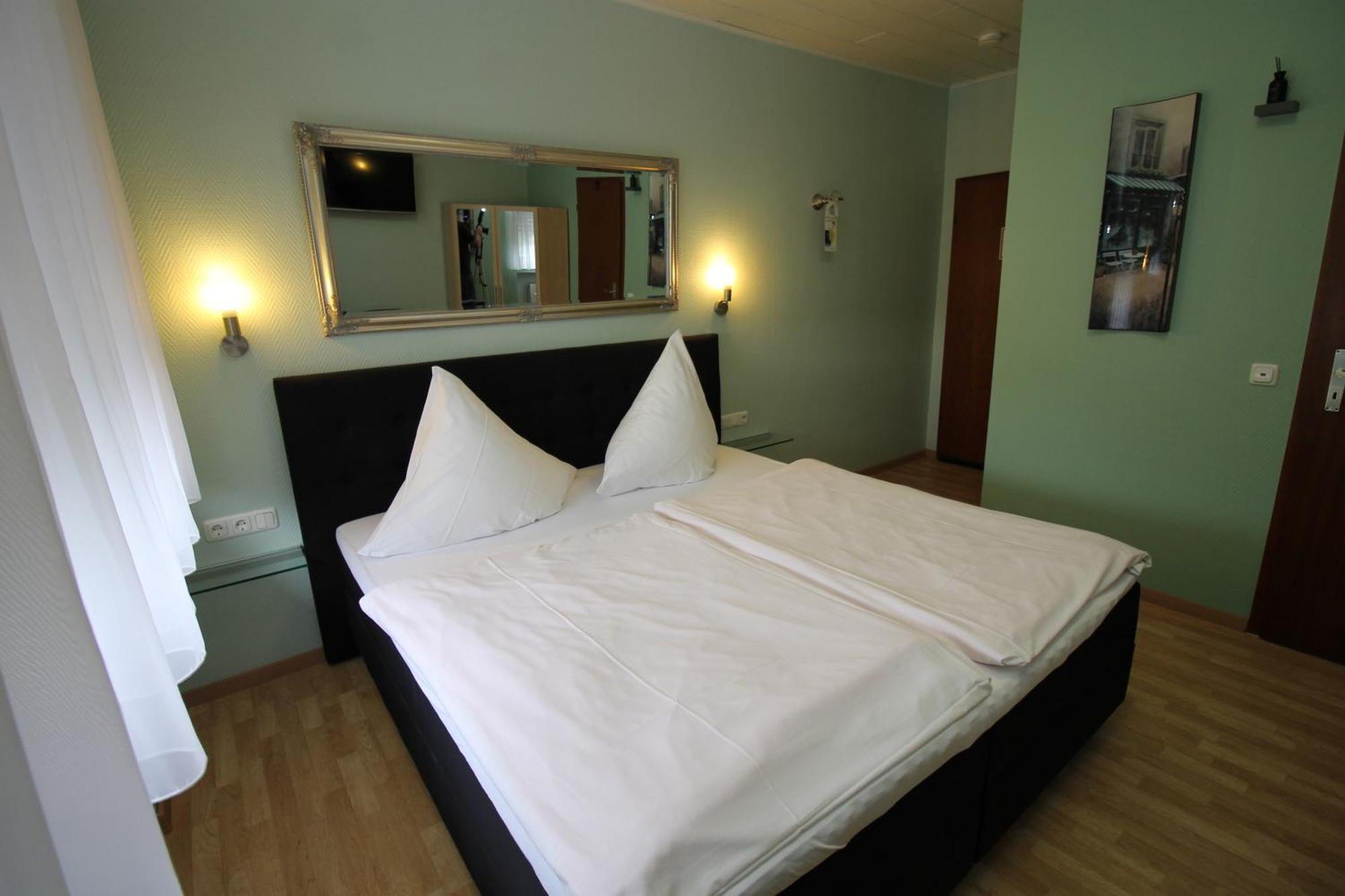 Hotel Geromont Plaidt Экстерьер фото