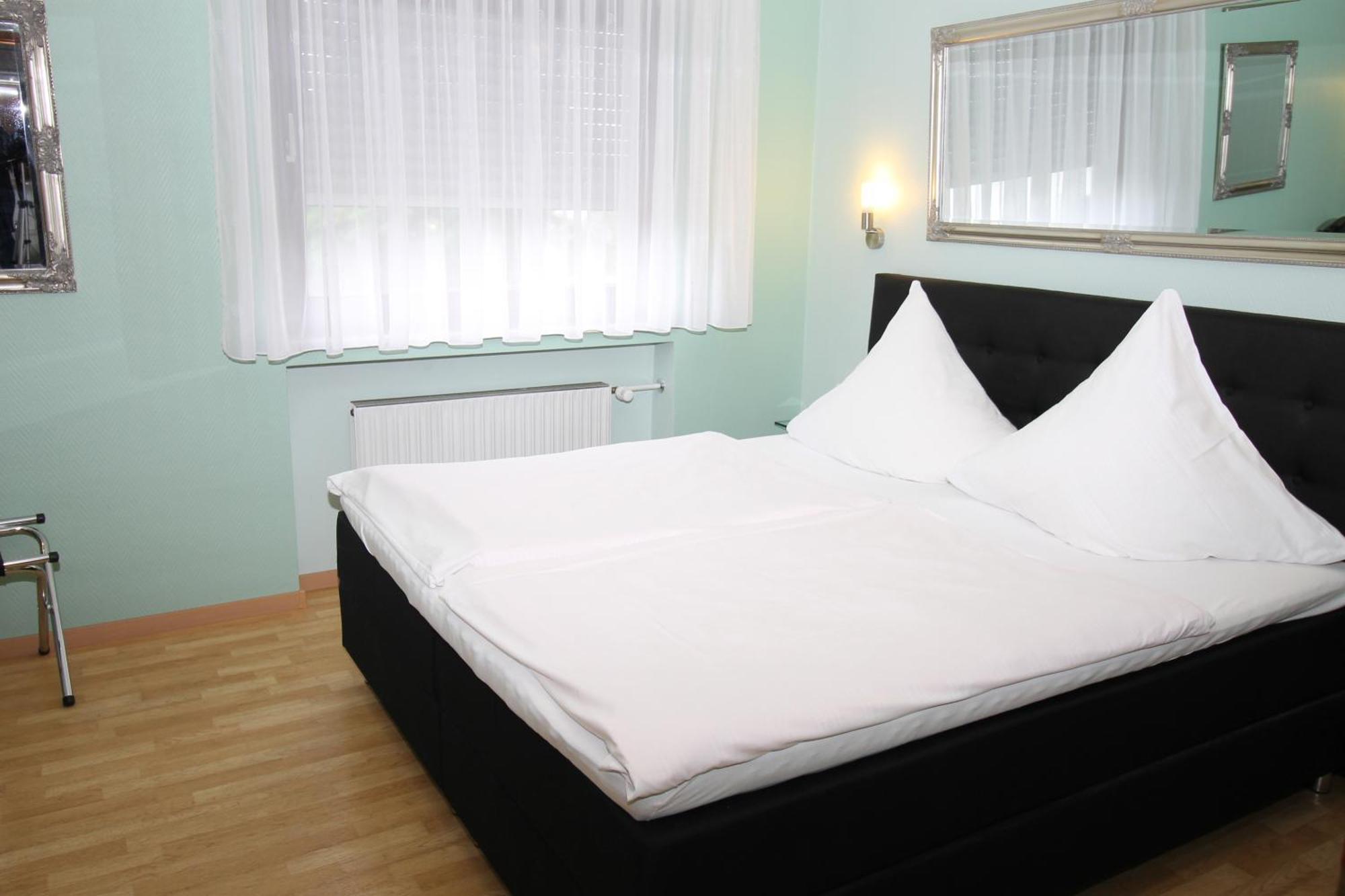Hotel Geromont Plaidt Экстерьер фото