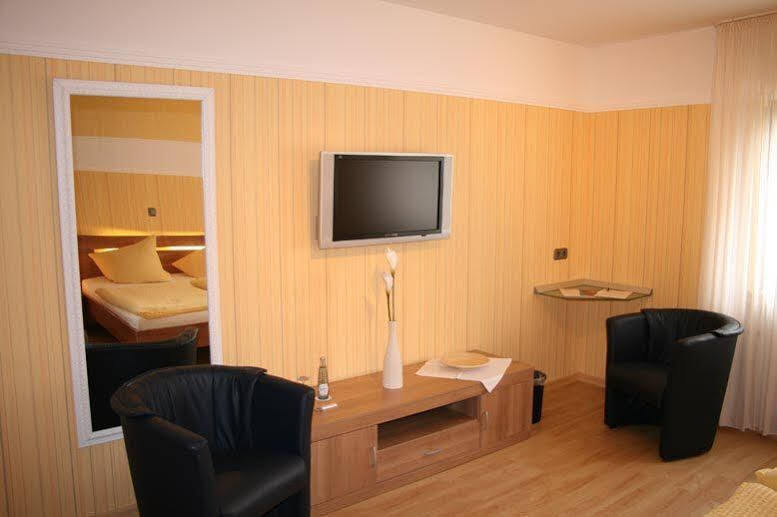 Hotel Geromont Plaidt Экстерьер фото